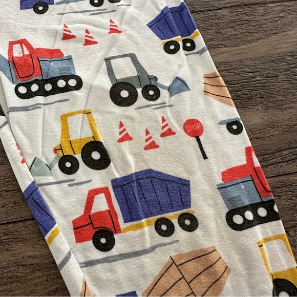 Play condition Little Sleepies boys 4T Construction Print Pajama Set Long Sleeve - Picture 5 of 7